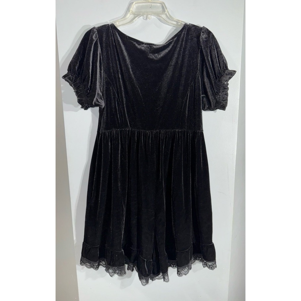 Cosmic Aura Black velvet lace romper - Picture 4 of 9